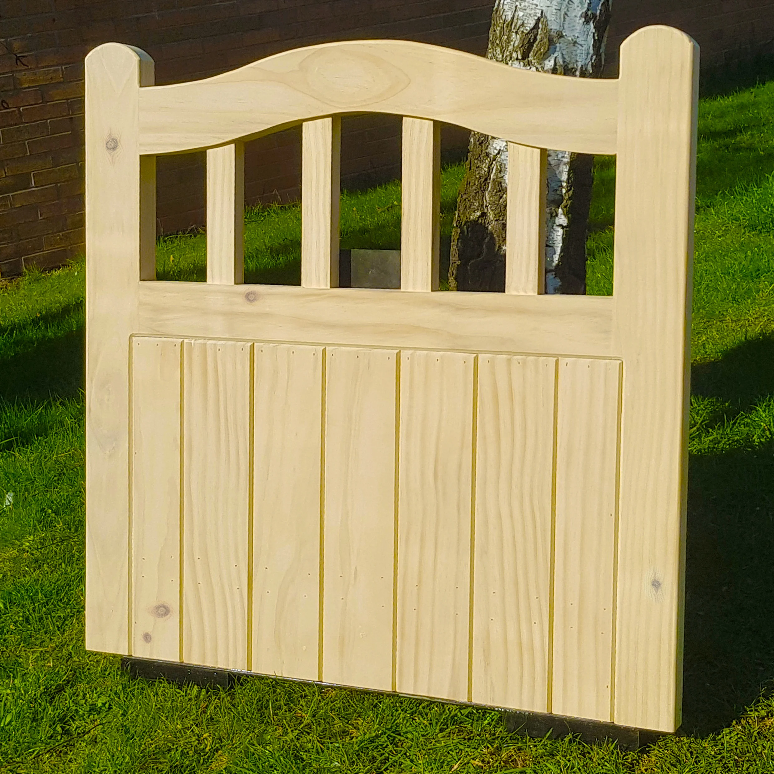 Wooden Garden Gate - Arch Top Cottage Design - Image 3