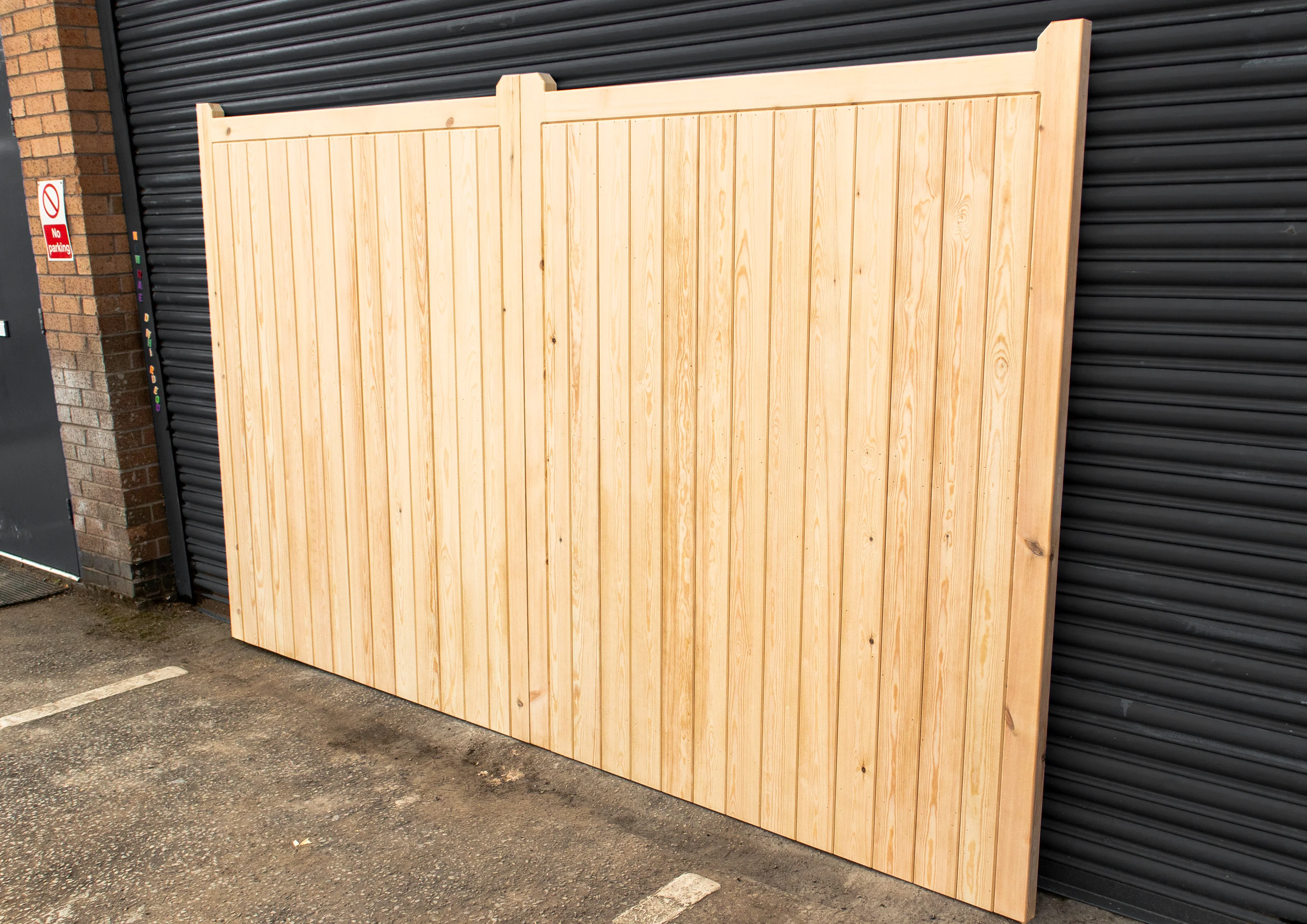 Wooden Garden Gate - Haigh Driveway Design - Image 4