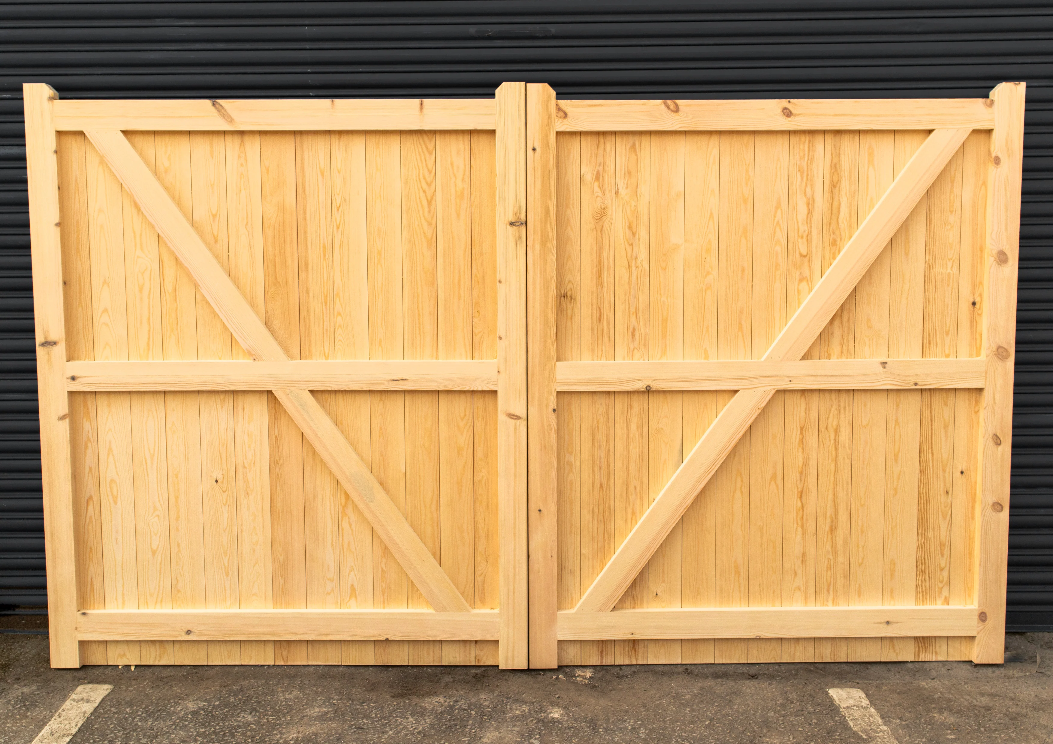Wooden Garden Gate - Haigh Driveway Design - Image 5