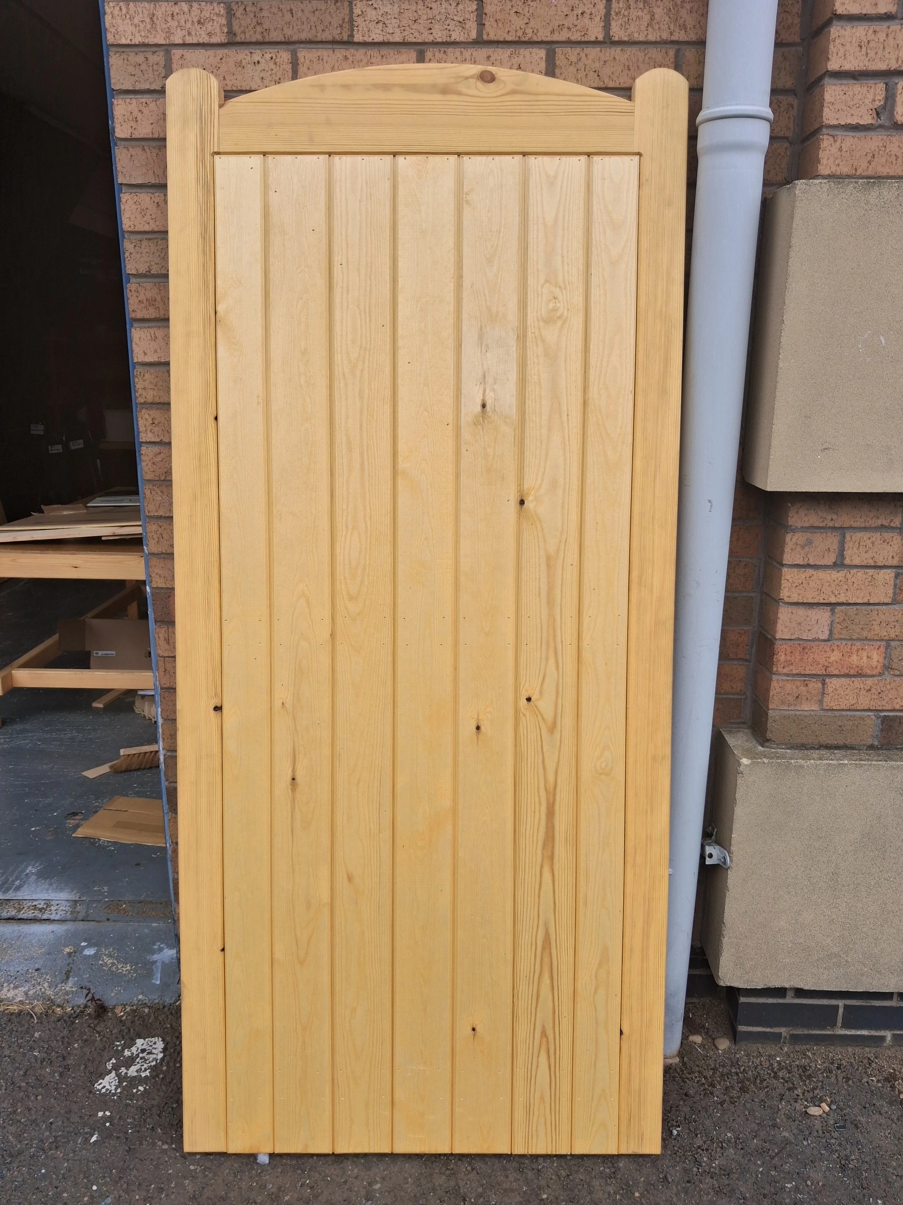 Side Gates