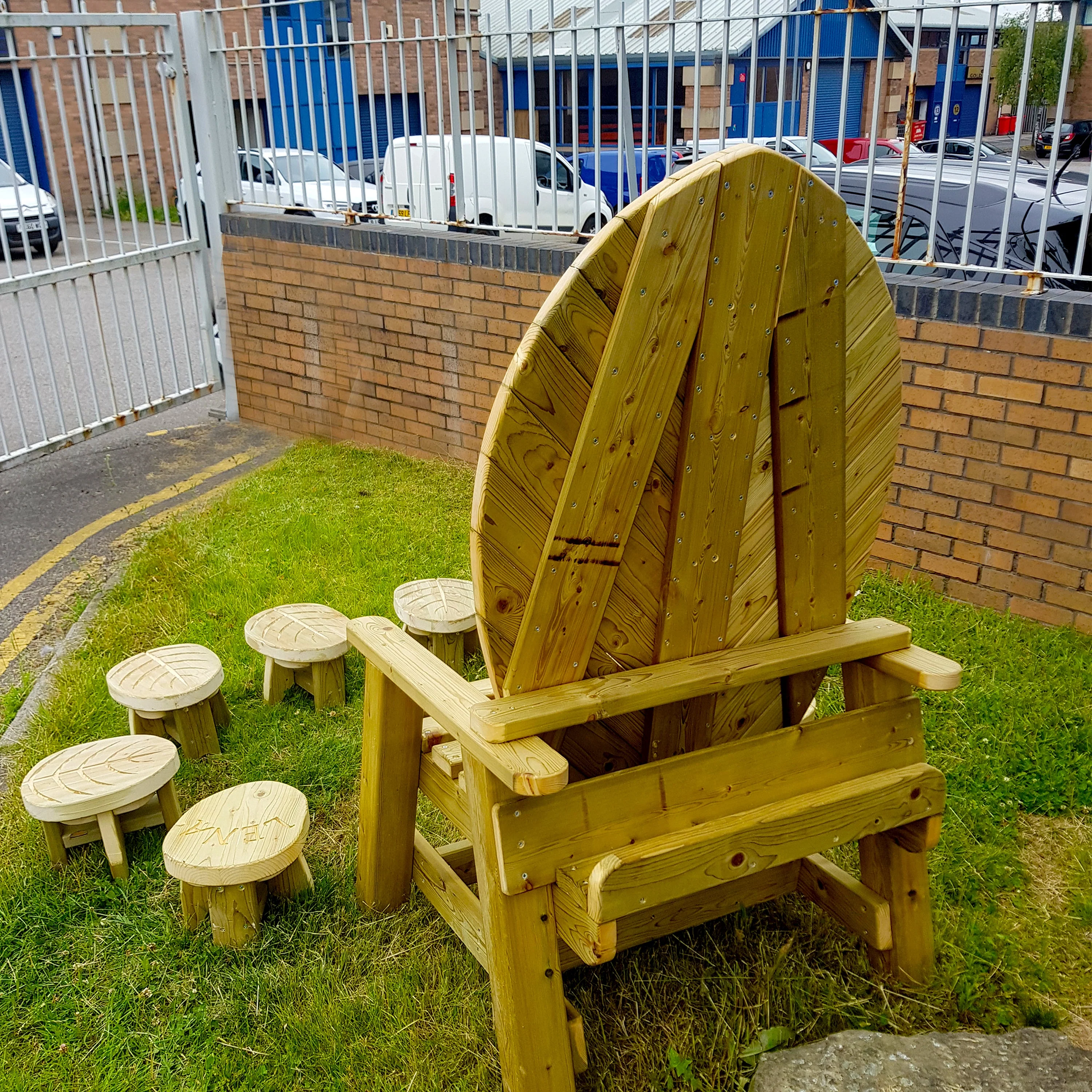 Storyteller Chair - Image 7